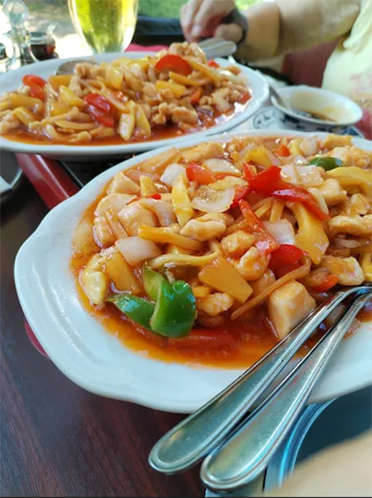 Huhngericht Chinesisches Spezialitäten-Restaurant in Lübeck
